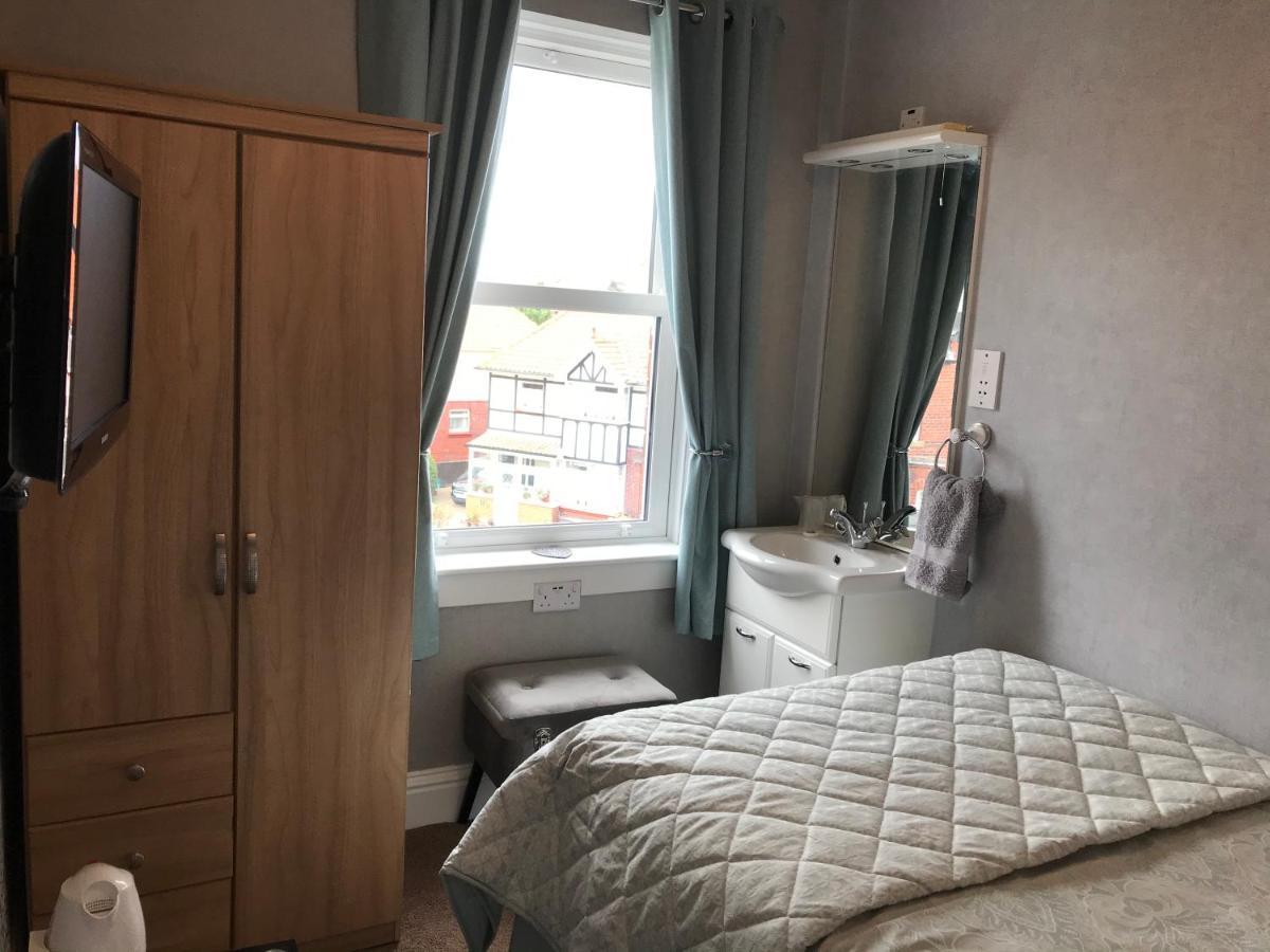 Norman Guest House With Free Parking Whitby Buitenkant foto
