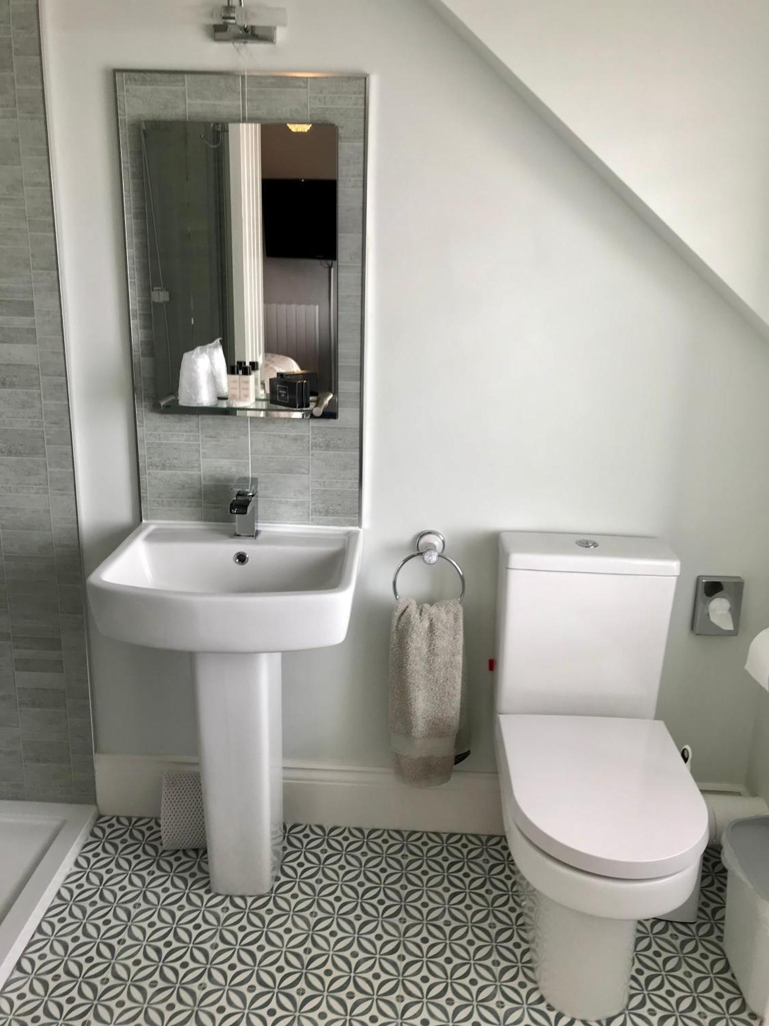 Norman Guest House With Free Parking Whitby Buitenkant foto